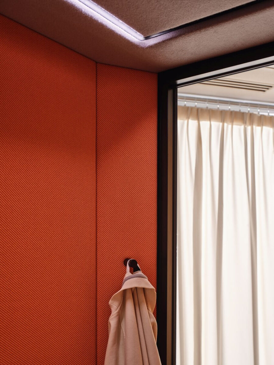 Coda - Ein-Personen-Akustikkabine Weiss / Orange Blue Line