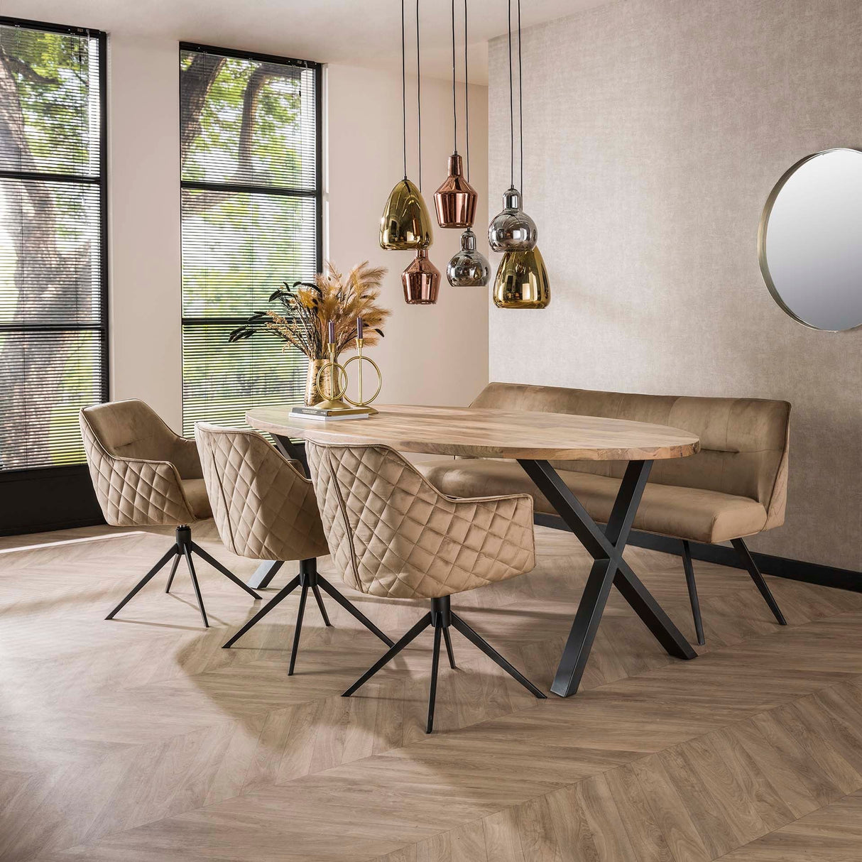 Armstuhl Pull drehbar Funktionalität in perfekter Balance Prime Möbel