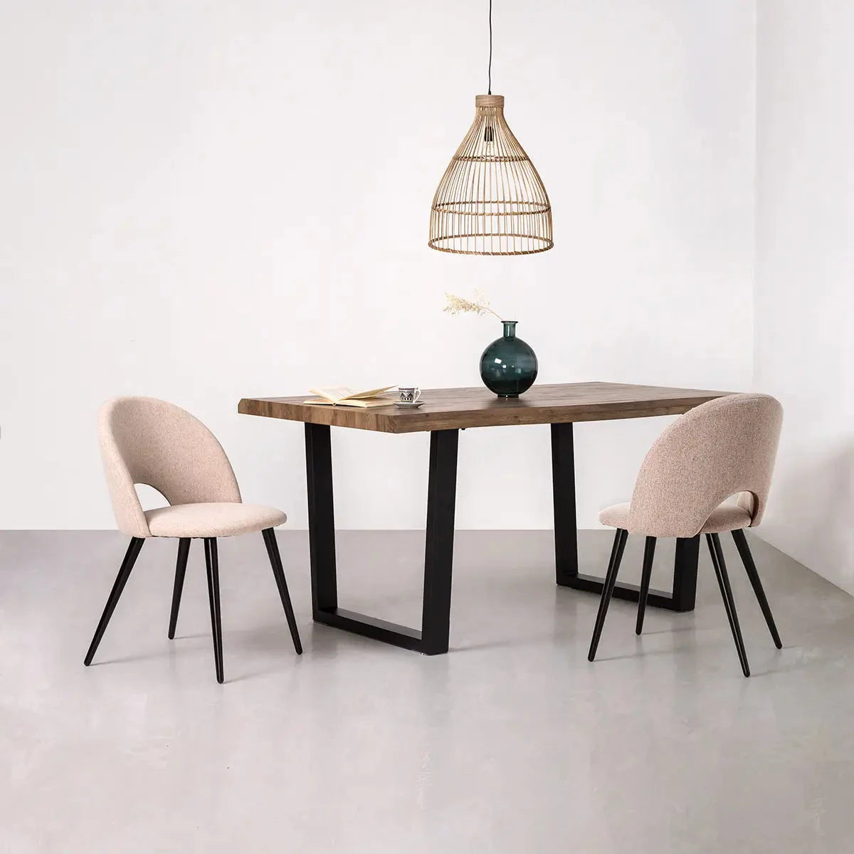 Esstisch Nussbaum 77x160x90cm - Prime Möbel