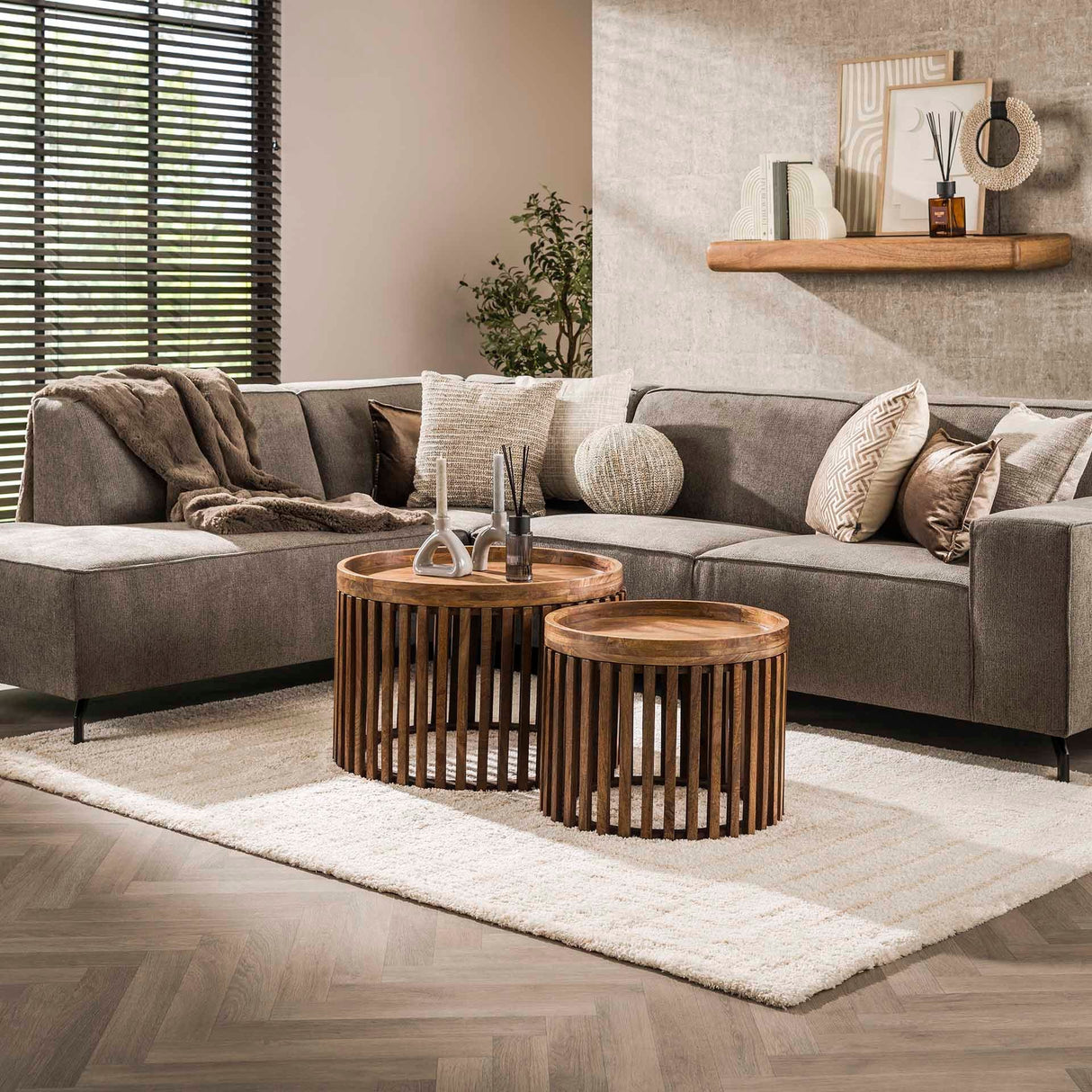 Hermo Couchtischset Stilvolles Design Mangoholz - Prime Möbel