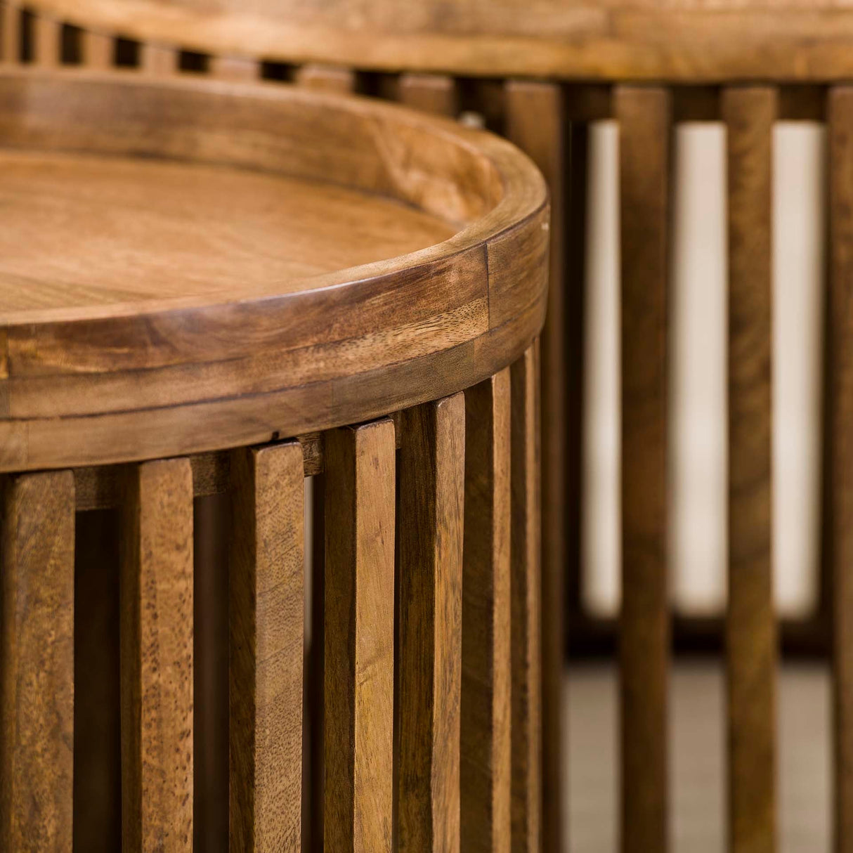 Hermo Couchtischset Stilvolles Design Mangoholz - Prime Möbel