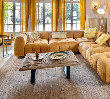 Sarmaty Couchtisch – Recyceltes Teakholz industriellen Look - Prime Möbel