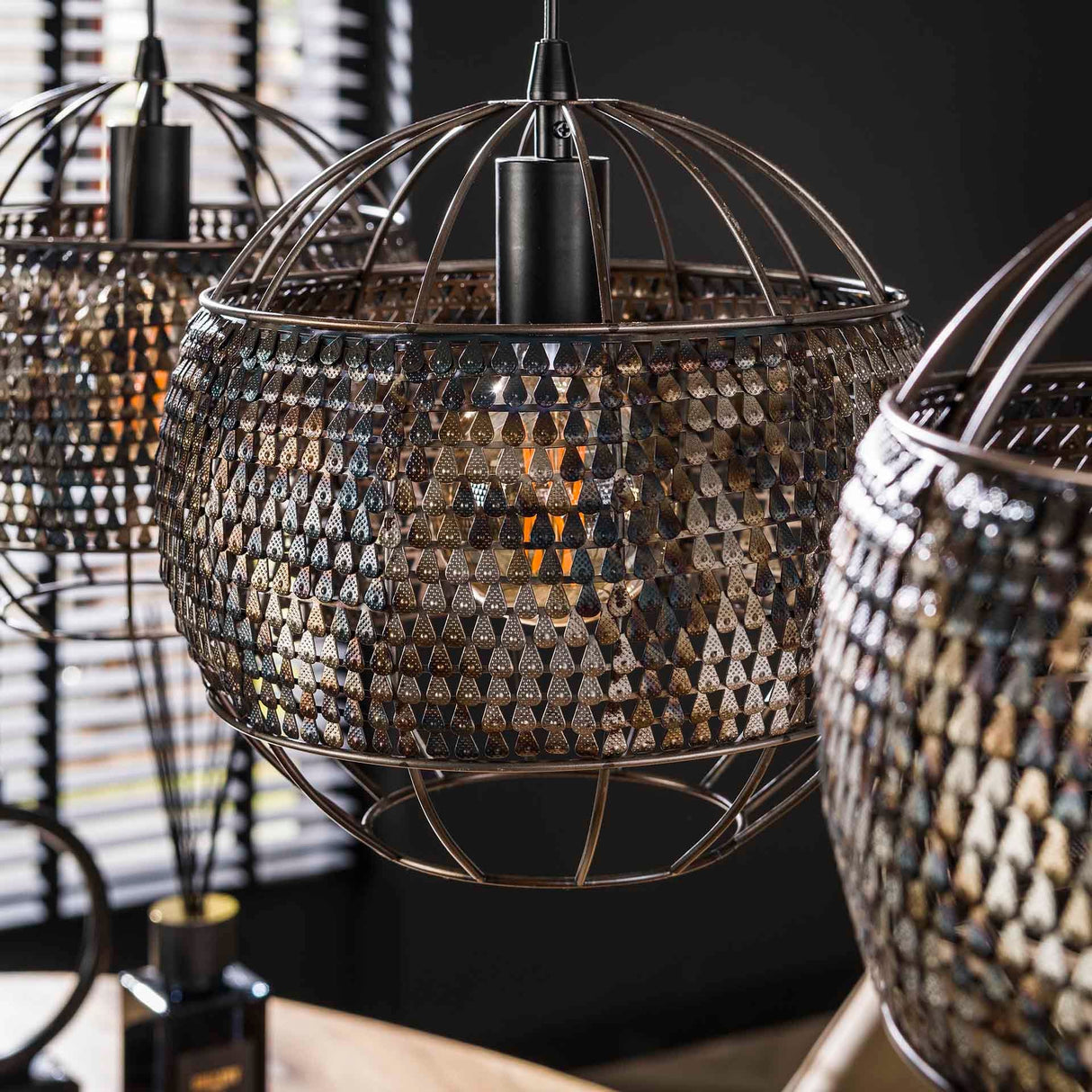 Pendelleuchte Armor Einzigartige Handwerkskunst für Ihr Zuhause - Prime Möbel