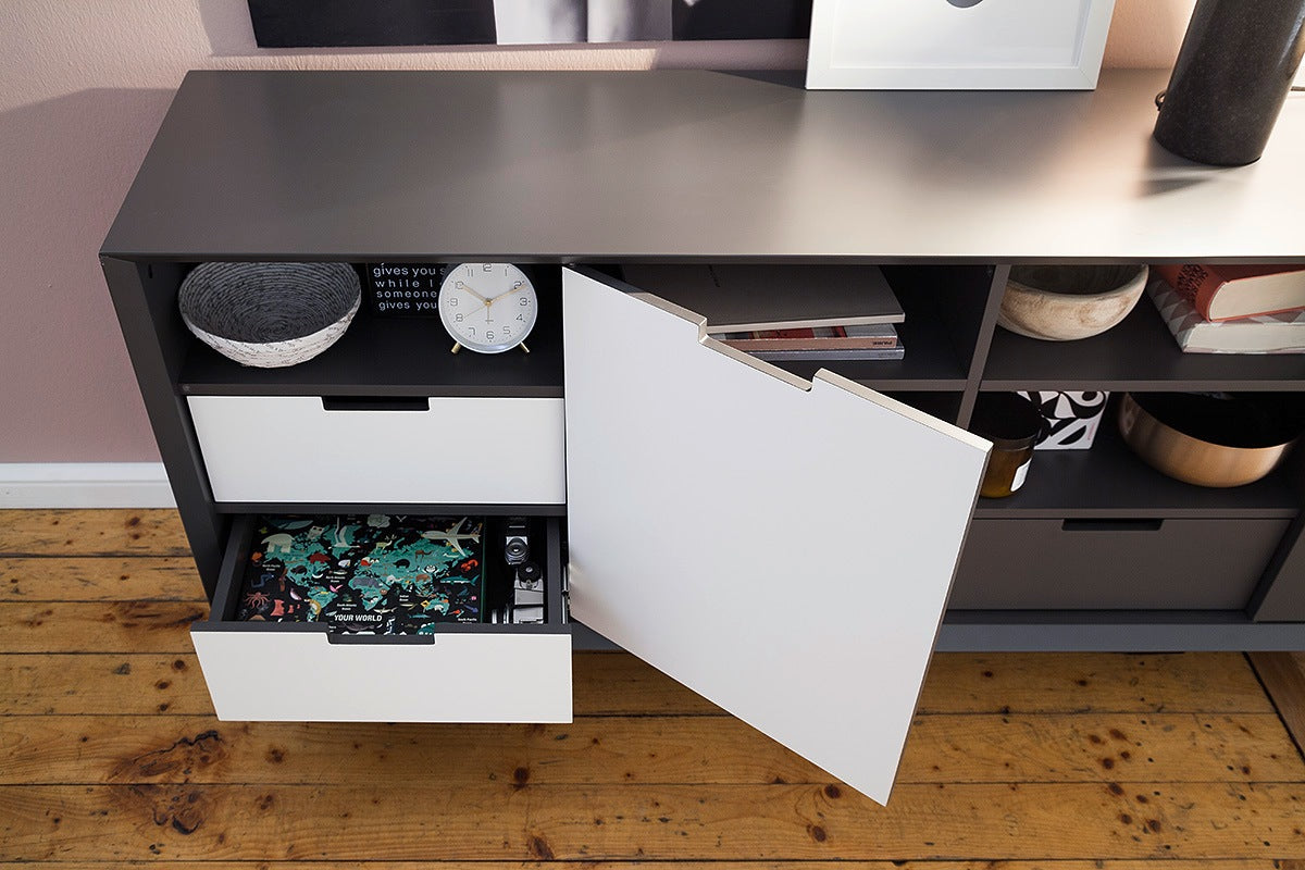 Nemanja Kommode grau matt 137x92x40 cm Prime Möbel