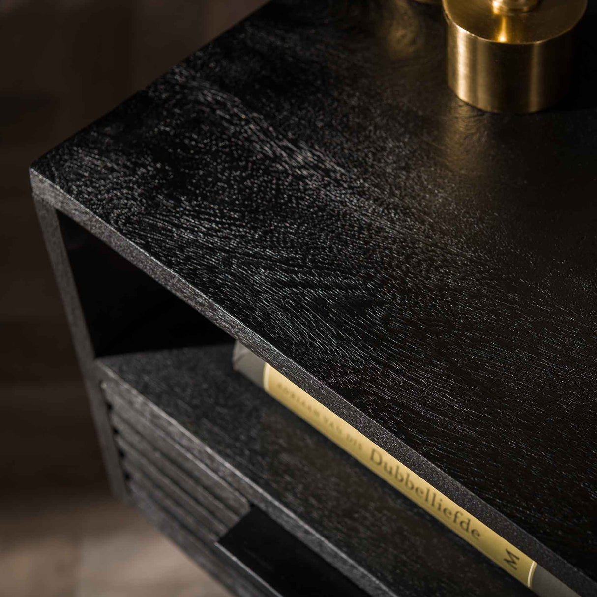 Nachttisch Marina – Mangoholz 60x35cm - Prime Möbel