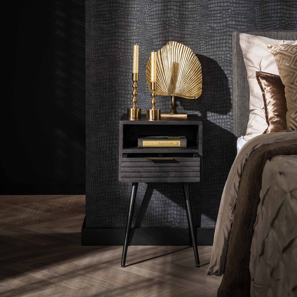 Nachttisch Marina – Mangoholz 60x35cm - Prime Möbel