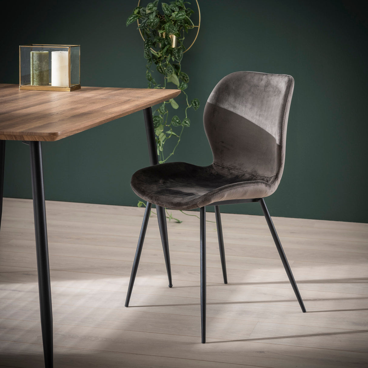Zara Stuhl Samt/Bouclé Stoff - Prime Möbel