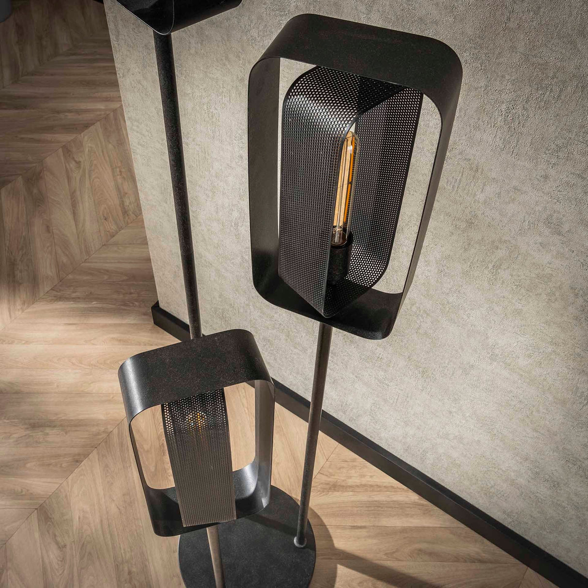Stehlampe Mesh Rotate Stilvolle Beleuchtung Prime Möbel