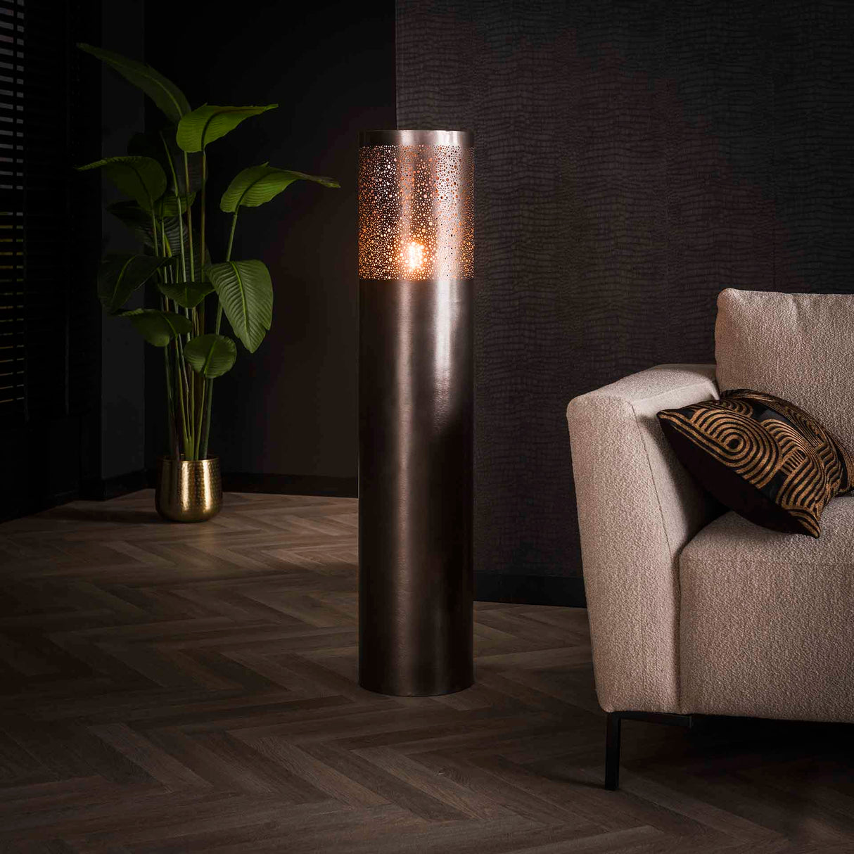 Stehlampe mit zylindrischem Design – Stilvolle Lichtspiele - Prime Möbel