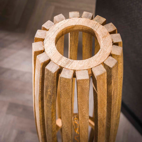 Stehleuchte ‘Orbit L’ – Natürliche Eleganz trifft auf modernes Design - Prime Möbel