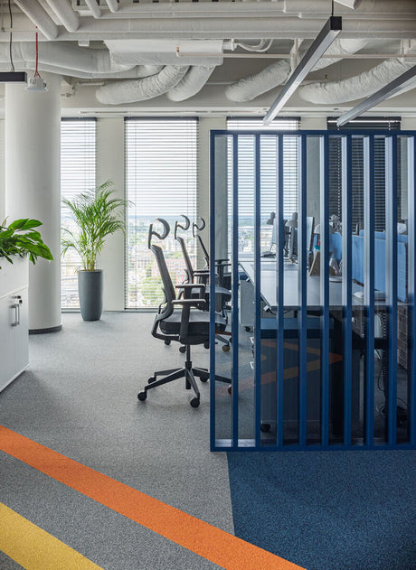Sava Bürostuhl mit Kopfstütze dunkelblau /schwarz - Prime Möbel